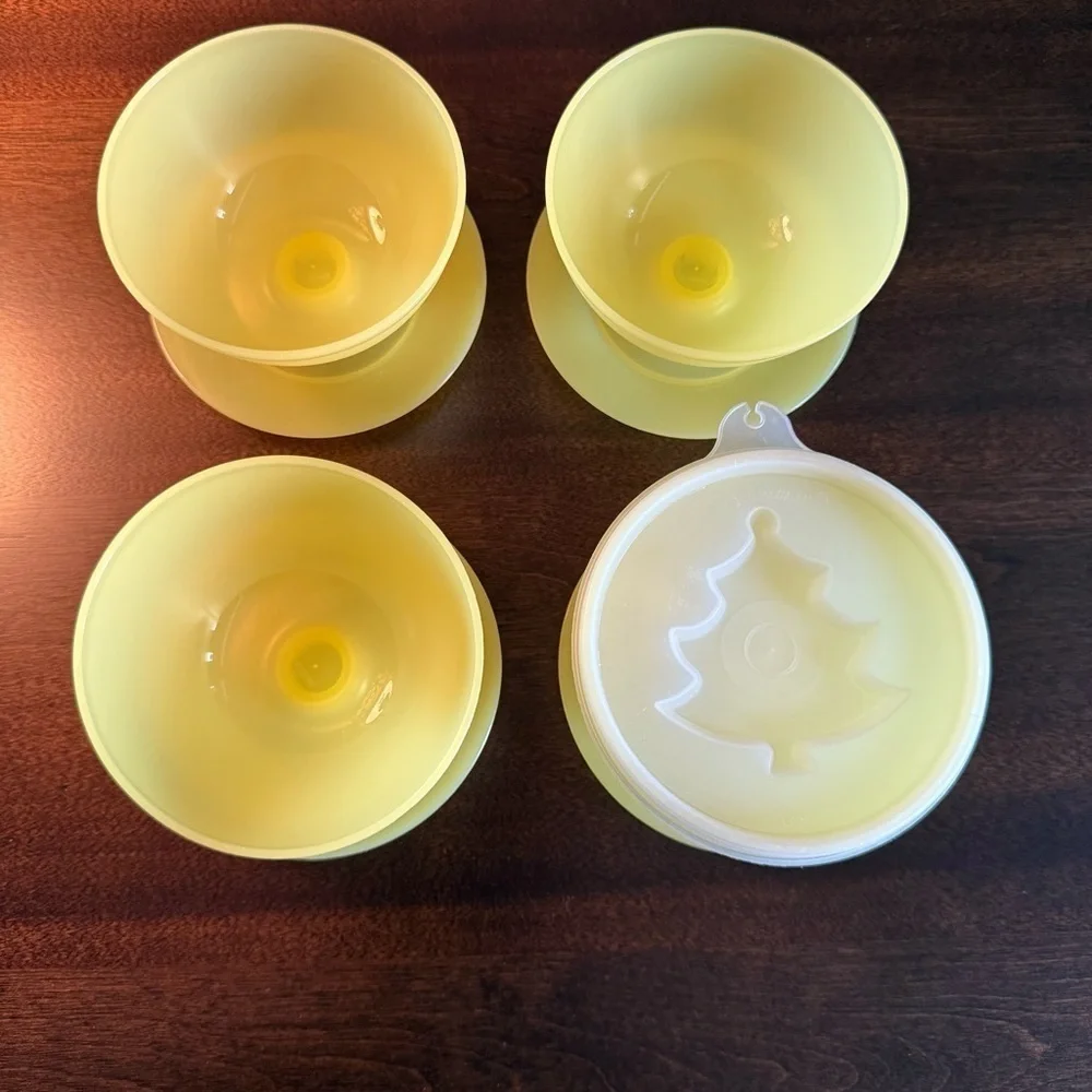 Vintage Tupperware Yellow parfait/ dessert Bowl Set
